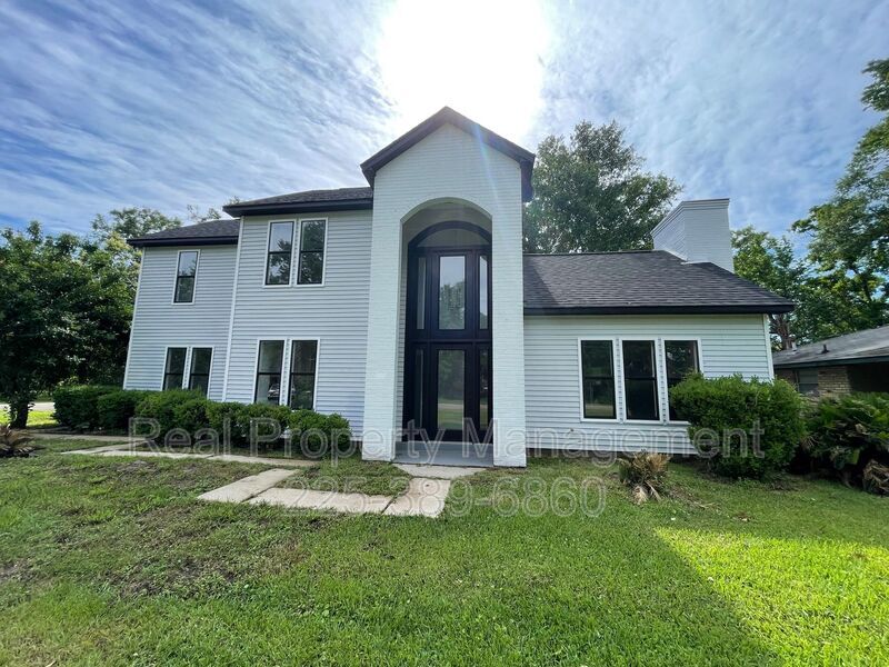 Foto principal - 811 S Pleasant Ave