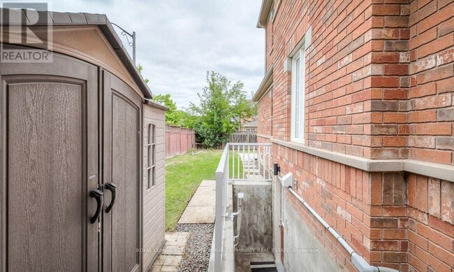 Building Photo - 3908 Quiet Creek Dr