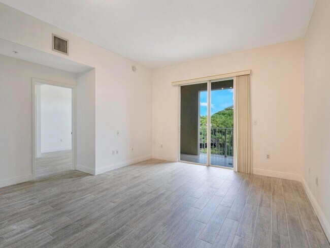 Foto del edificio - 1155 Main St