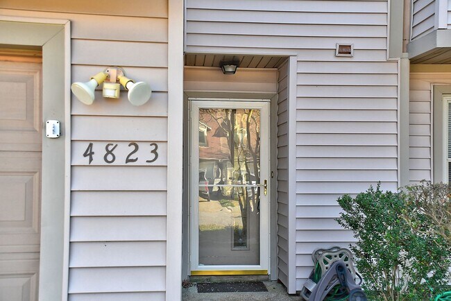 Foto del edificio - FOR RENT - KEMPSVILLE AREA, VIRGINIA BEACH!