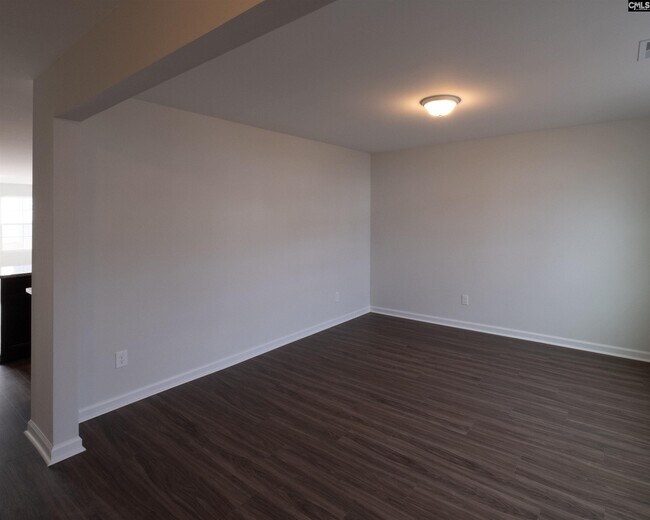 Foto del edificio - 3025 Hallsdale Dr