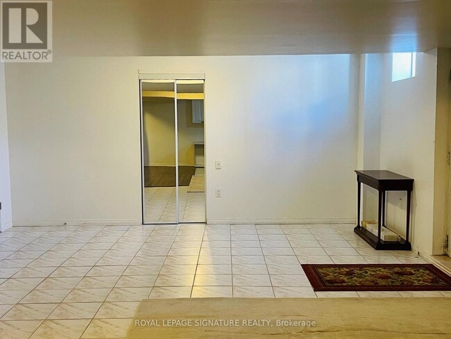 Building Photo - 803 Sombrero Way