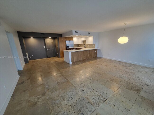 Foto del edificio - 1621 Bay Rd
