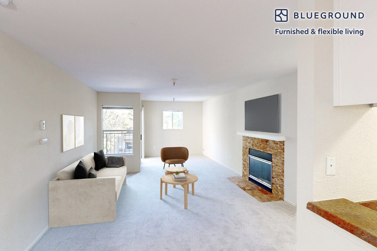 Foto principal - 121 Roble Rd