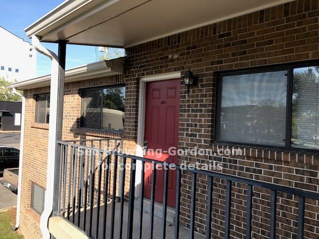 Foto principal - Vanderbilt/21st Ave. Area!