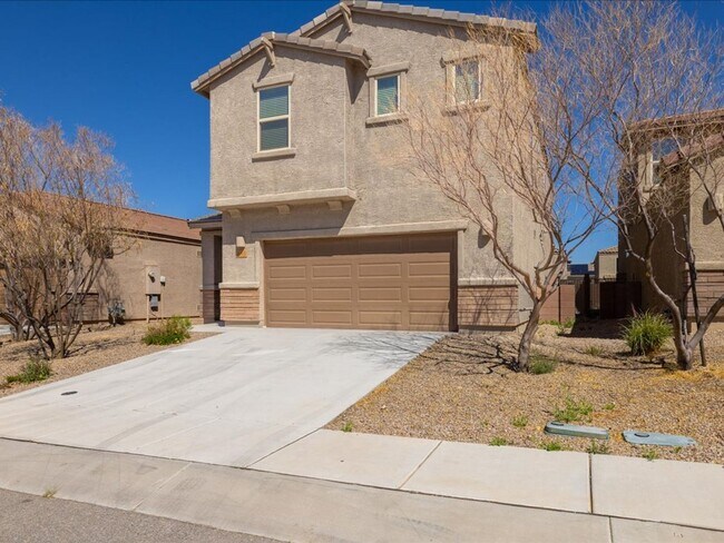 Building Photo - 4 Bedroom, 2.5 Bath with Loft