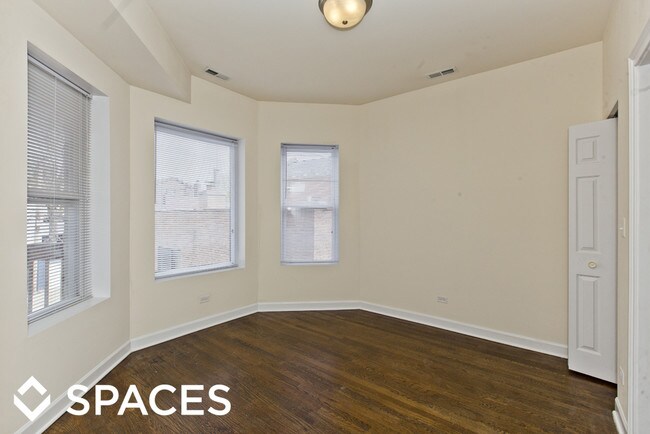 Foto del edificio - 2737 N Mildred Ave