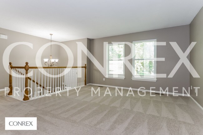 Building Photo - 3 bedroom, 2 bath split entry in Belton!