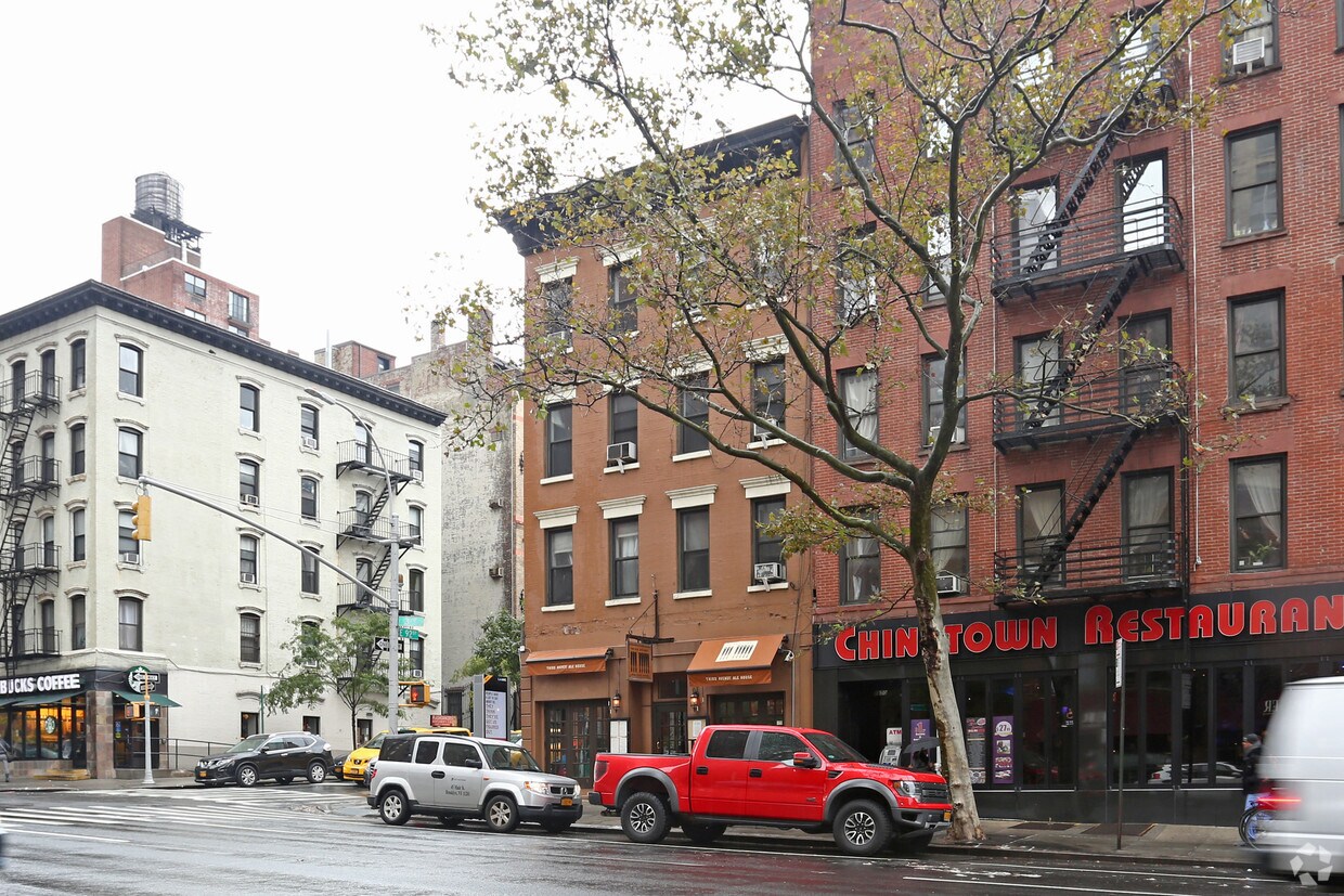 Building Photo - 1644 Third Ave