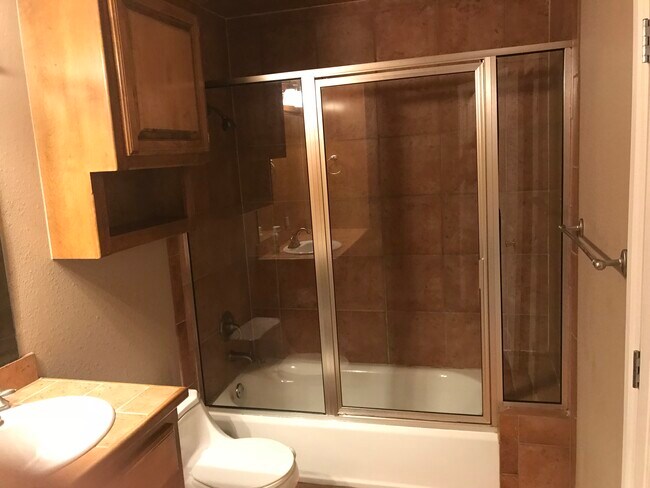 Bathroom - 315 S SANTA FE