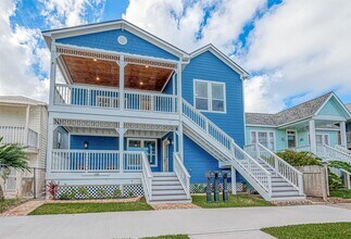 Building Photo - 1110 Ave K Ave