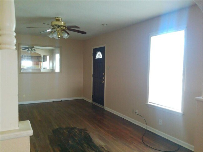 Foto del edificio - 1438 Ormond Dr