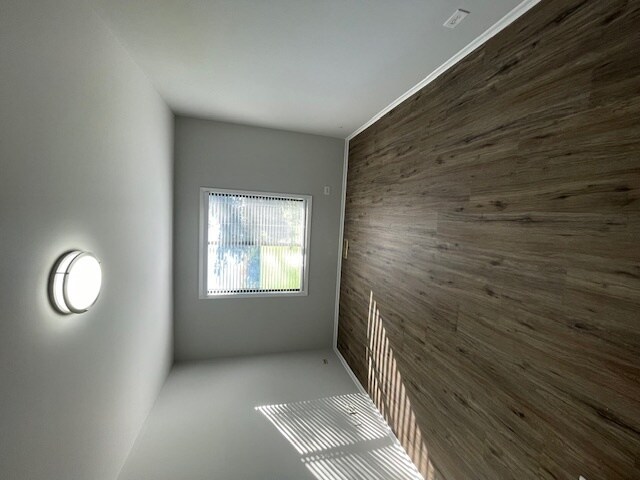 Foto del edificio - 933 Monroe Ct