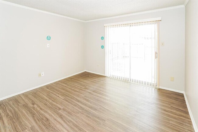 Foto del edificio - 12014 Mighty Oak Dr