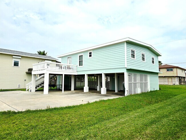 Foto del edificio - 16611 Jolly Roger Rd