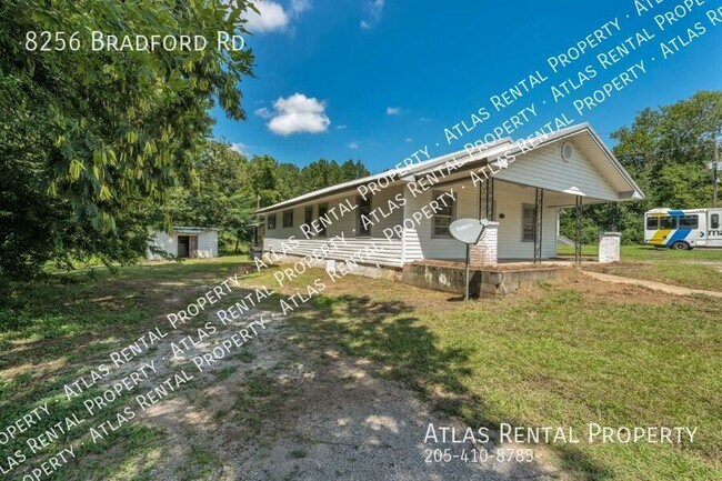 Foto del edificio - 8256 Bradford Rd