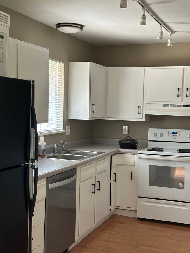 Foto del edificio - 1207 Scrub Oak Cir