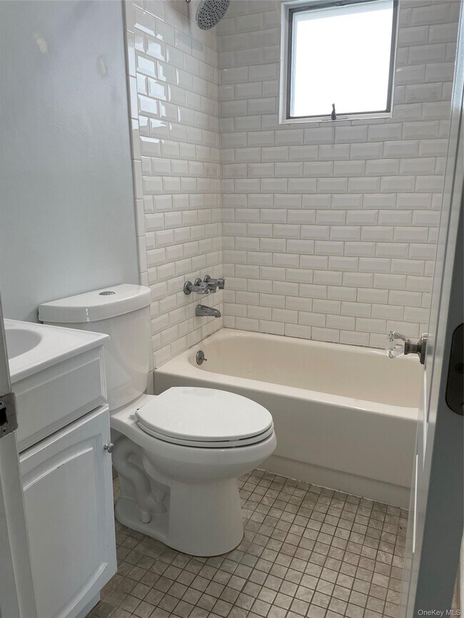 Foto del edificio - 159-24 80th St