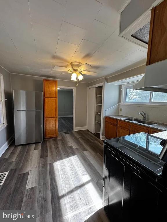 Foto del edificio - 254 S Potomac St