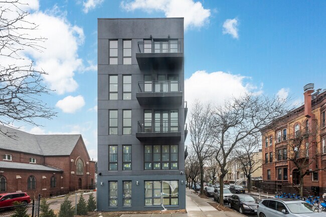 Foto del edificio - 1411 Bushwick Ave
