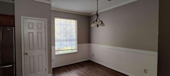 Foto del edificio - 370 Brentwood Dr
