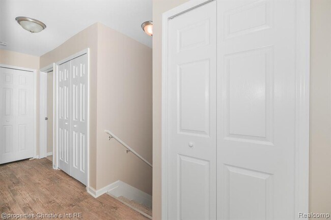 Foto del edificio - 33829 Pondview Cir