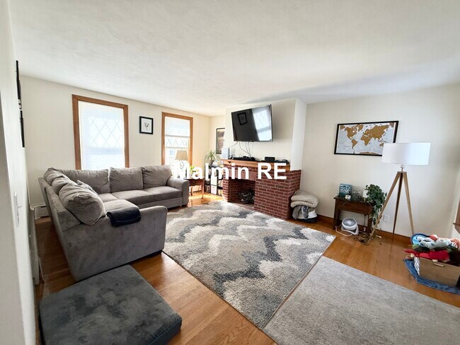 Foto del edificio - 920 E 4th St