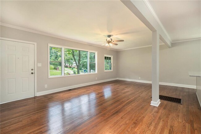 Foto del edificio - 2740 Baker Ridge Dr NW
