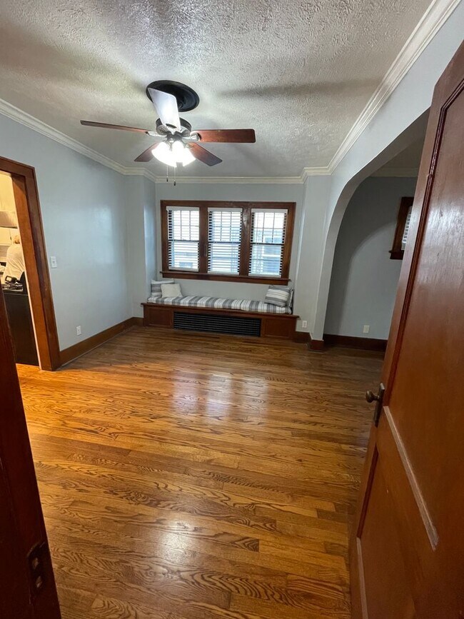 Building Photo - Beautiful 4 Bedroom Home!