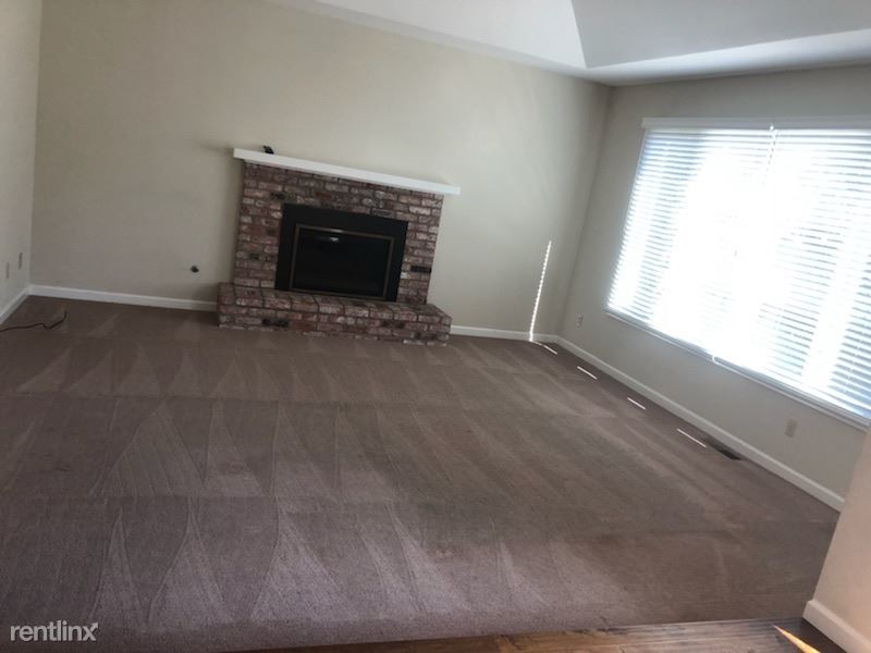 Building Photo - 3 br, 2 bath House - 254 Vista Delavega Ct