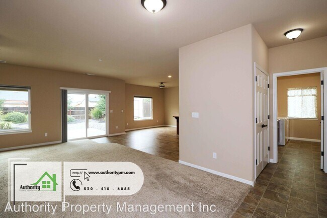 Foto del edificio - 3 br, 2 bath House - 3550 Cazadero Way