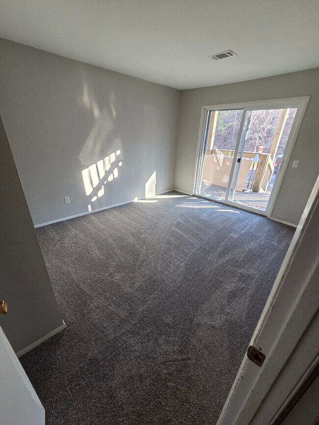 Foto del edificio - 3223 Schuetzen Ln