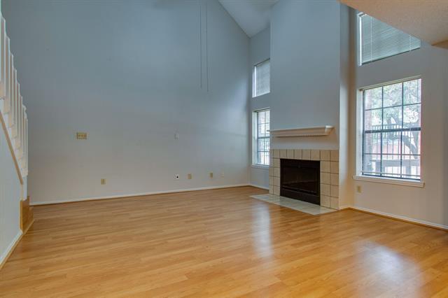 Building Photo - 406 Santa Fe Trail