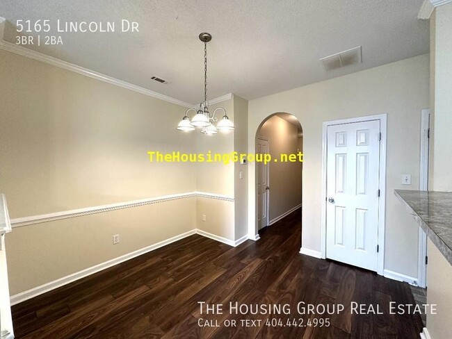 Building Photo - 2 Year Lease For The Price Of 1 Year Lease...