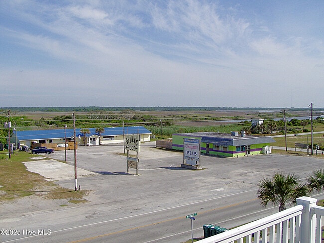 Building Photo - 108 Sea Star Cir