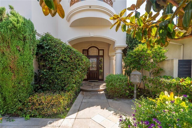 Foto del edificio - 1300 Elm Ave