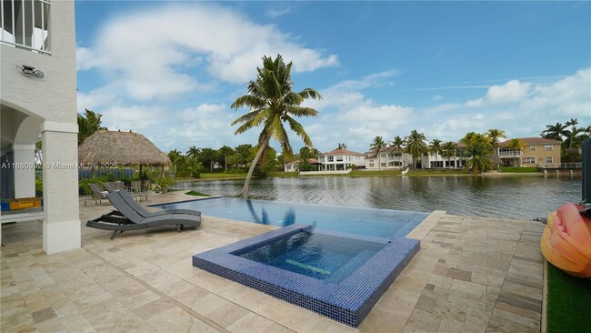 Foto del edificio - 7031 NW 113th Ct