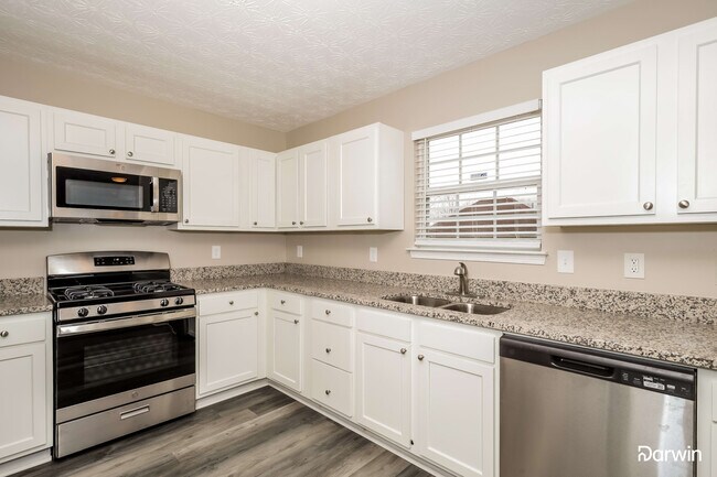 Foto del edificio - 427 Pearl St, Locust Grove, GA 30248