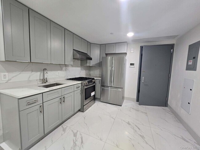 Foto del edificio - 41-62-62 Bowne St