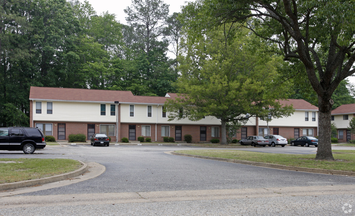 Building Photo - Oyster Point Apartments