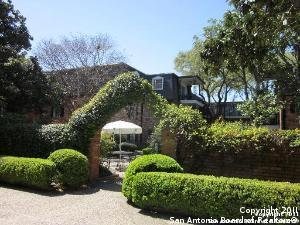 Foto del edificio - 8401 N New Braunfels Ave