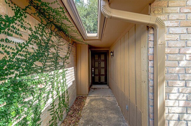 Foto del edificio - 15702 Pagehurst Dr