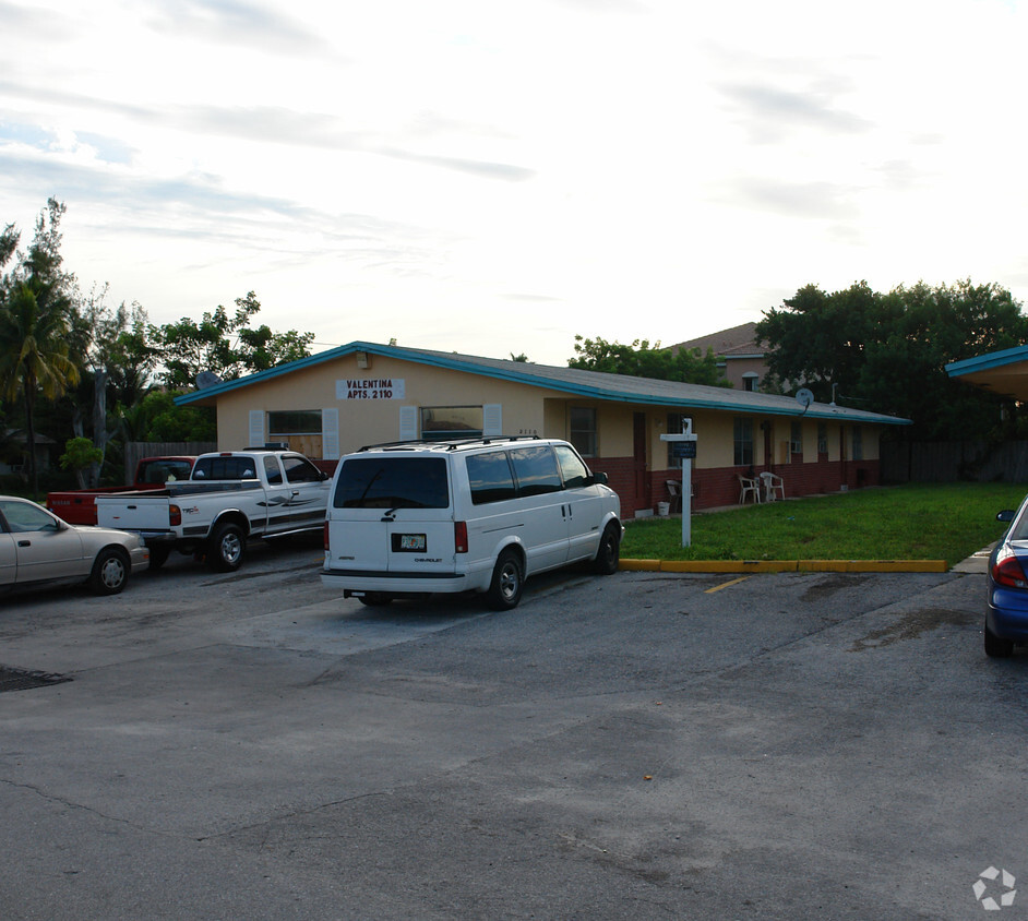 Primary Photo - Valentina Apartments