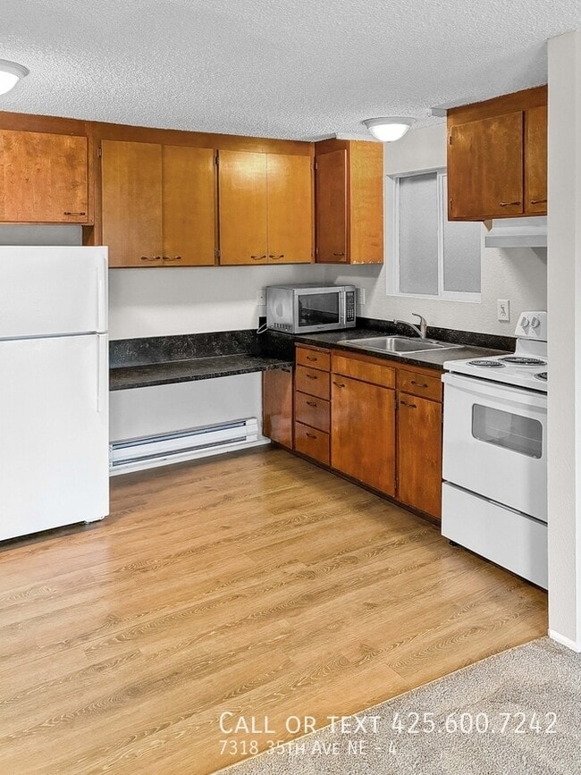 Building Photo - 7318 35th Ave NE