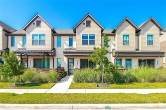 Building Photo - 7345 Ventura Ln