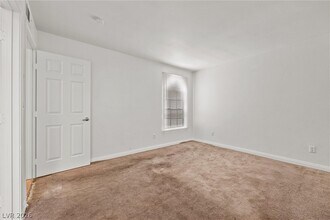 Building Photo - 2972 Juniper Hills Blvd