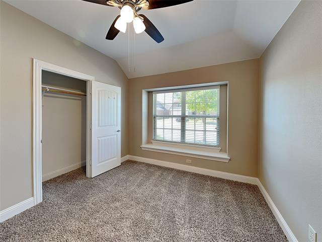 Foto del edificio - 496 Oak Hills Ln