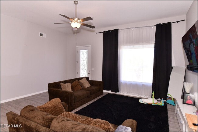 Building Photo - 14512 Charles Foster Ave