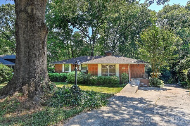 Foto del edificio - 1215 Sewickley Dr