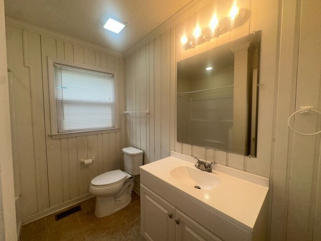 Building Photo - 4698 NC-62